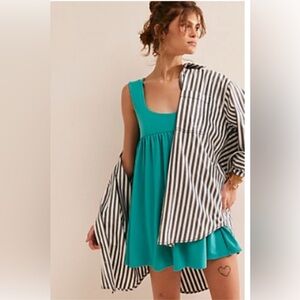 Free People Beach Mazarine Mini NWT
Color: Niagara River
Size: L